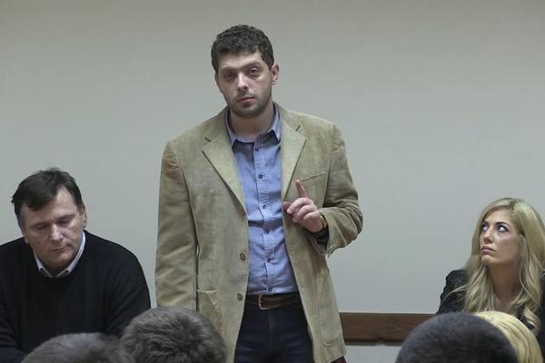 DAMJANOVIĆ: Problemi običnih ljudi koje svaki dan osećamo na svojoj koži su prioritet Srpske radikalne stranke!