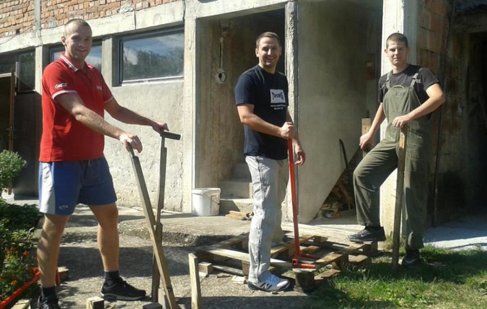 Zahvalan je svojim roditejima na vaspitanju  