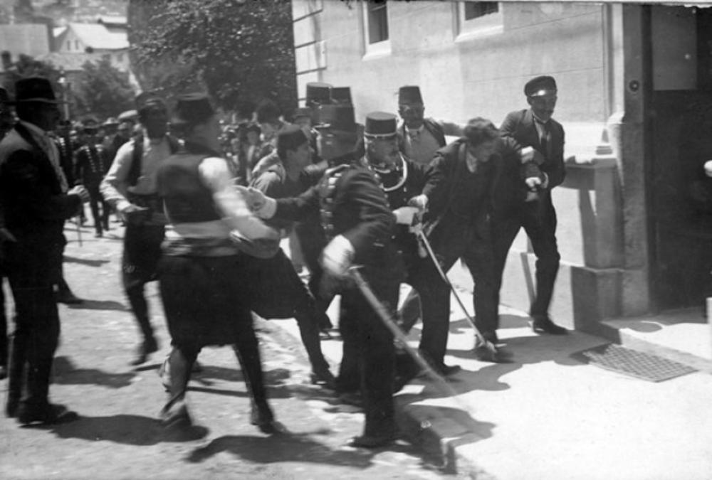 Hapšenje Gavrila Principa nakon atentata  