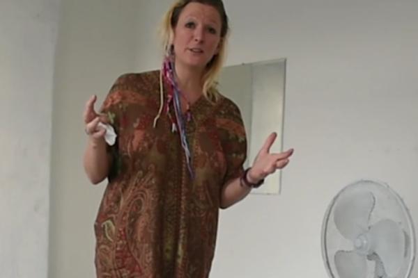 OSTAVILA JE KUĆU I OTIŠLA NA PUTOVANJE: Kada se vratila i videla šta se desilo, zamalo se nije ONESVESTILA! (VIDEO)