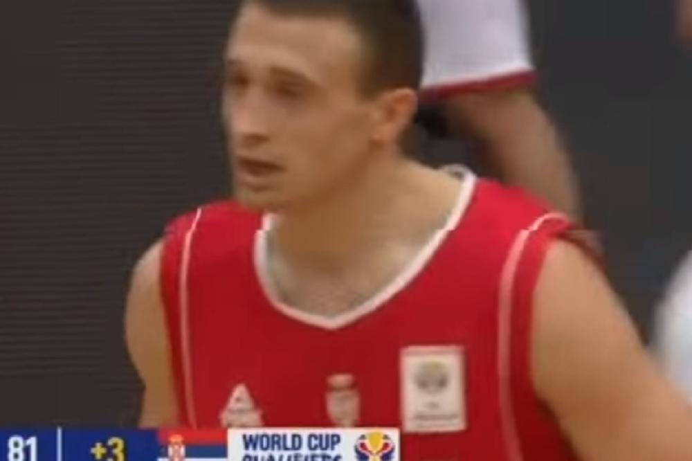 KO JE ALEKSA AVRAMOVIĆ, HEROJ NACIJE? Zvezda i Partizan se otimali oko njega, prao ruke u Moravi, dobio OZBILJNE BATINE u Nišu... (VIDEO)