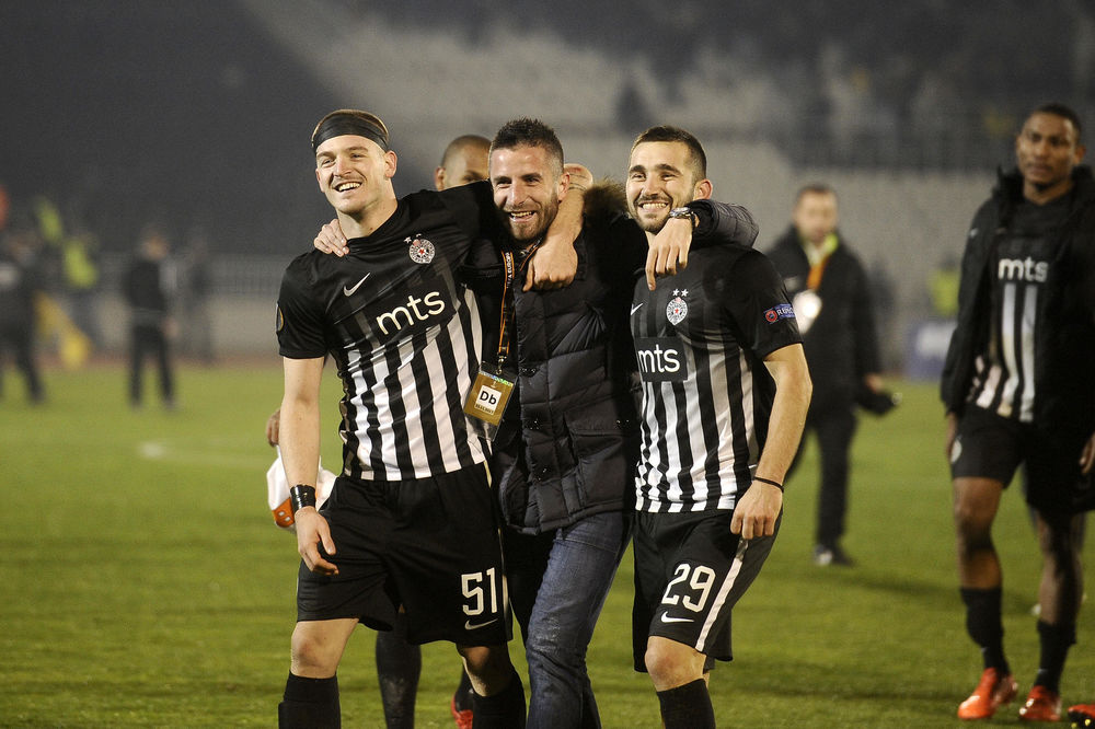 SRBIN KOJI IGRA ZA KORONU: Bivši fudbaler Partizana brani boje kluba veoma nepopularnog imena!