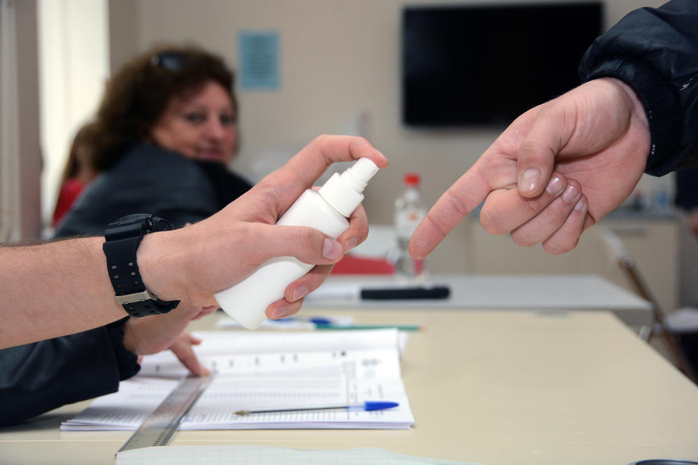PRE NEGO ŠTO DANAS KRENETE NA GLASANJE, 1 STVAR OBAVEZNO MORATE DA ZNATE: Vrlo je važno
