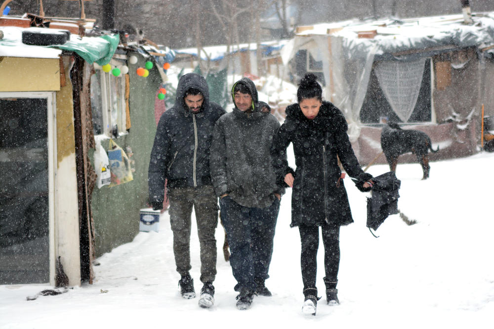 Sneg veje bez milosti  