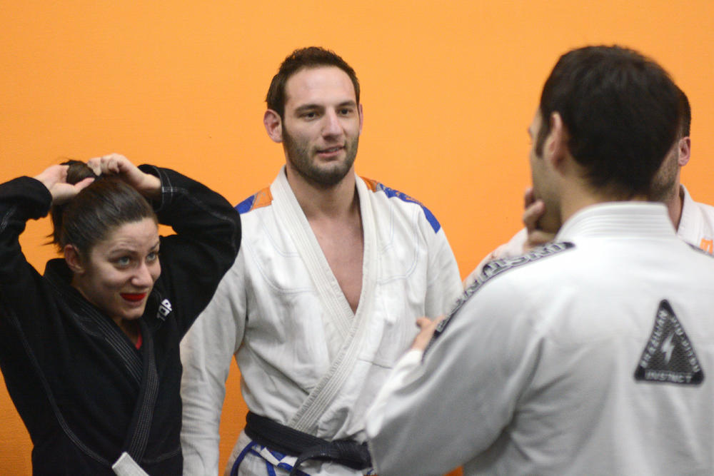 Vuk u razgovoru sa bratom Nemanjom Aleksićem