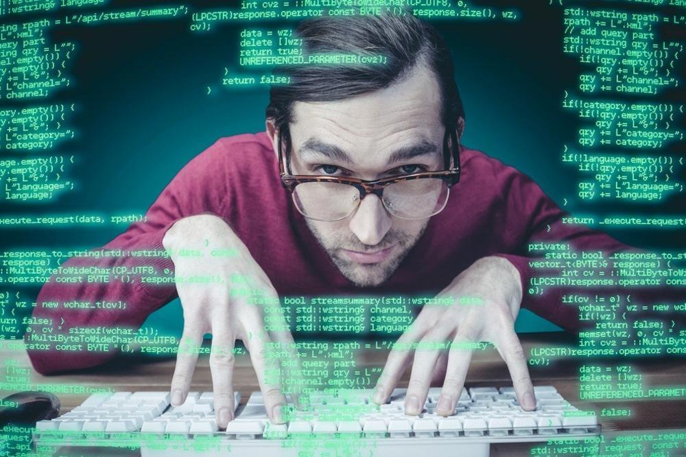 AMERIKA UKIDA INTERNET KAKAV ZNAMO: Svet s nestrpljenjem čeka da vidi šta će se zapravo desiti!