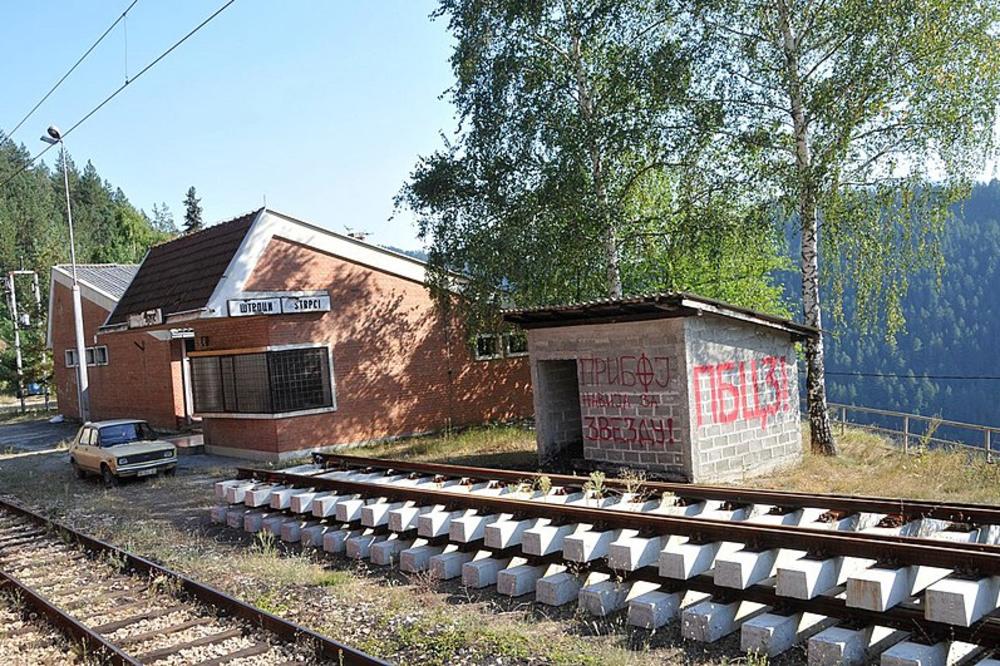 OTELI SU IH, VEZALI ŽICOM I ONDA LIKVIDIRALI: Danas se navršava 25 godina od zločina u u kojem je ubijeno 19 ljudi!