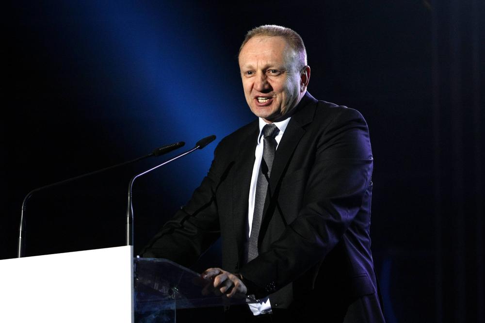 Đilas pozvao Beograđane da zbog zime pomognu životinjama na ulici