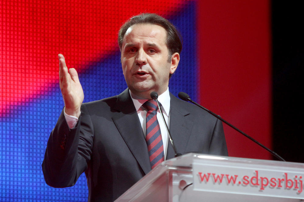 DIREKTOR UKC NIŠ O STANJU RASIMA LJAJIĆA: "U pitanju su OZBILJNE POVREDE! Zvao je i predsednik."