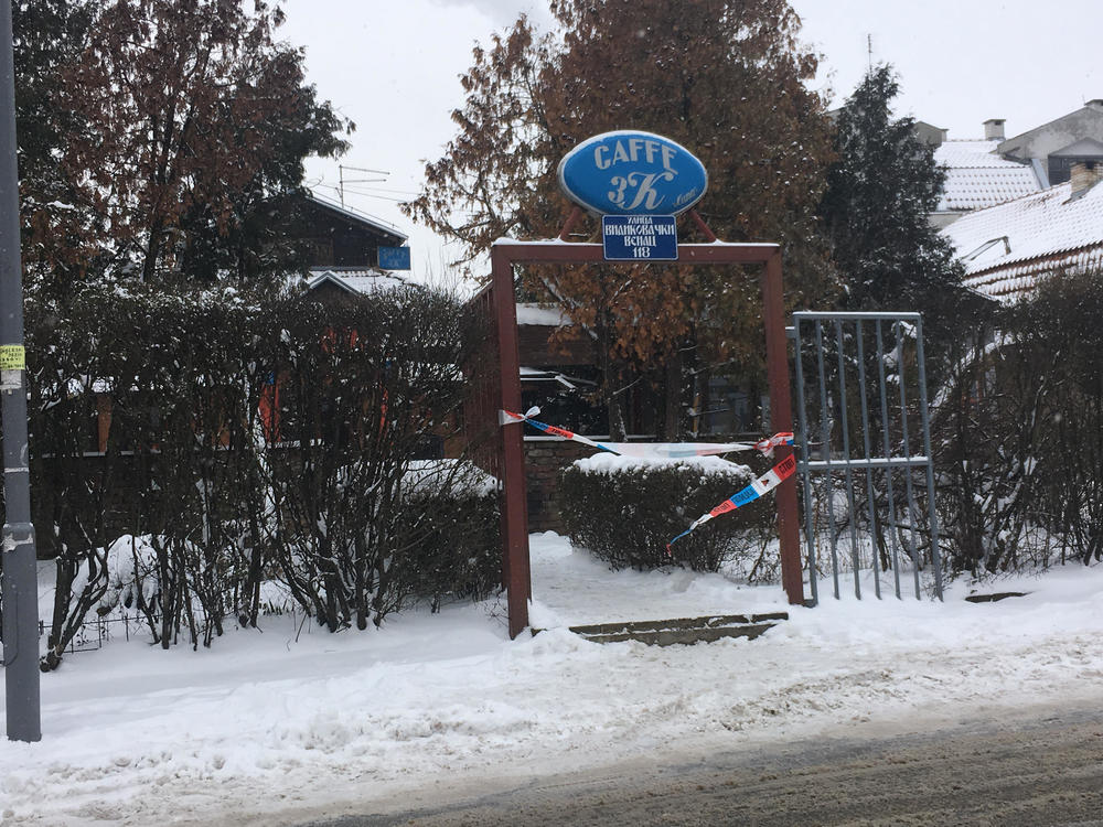 Kafe 3K ispred kojeg je ubijen Arsić