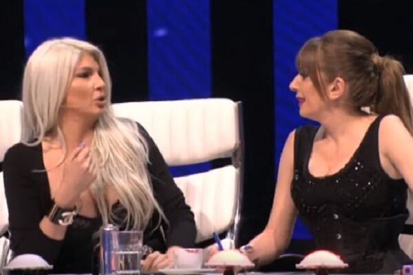 JK optužila Viki pa demantovana u emisiji pred milionima: “Ja ti nisam Zorica!” Viki: “ Šta ćeš da me biješ?” VIDEO