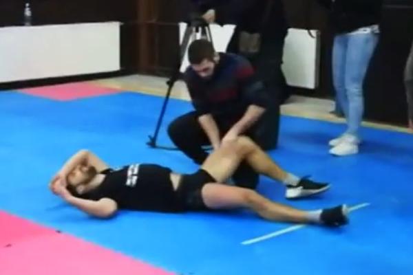 SRBIN OBORIO GINISOV REKORD: Vežbu specijalno napravljenu za američke marince ponovio više od 4500 puta! Noge su mu otkazivale, ali nije odustao! (VIDEO)