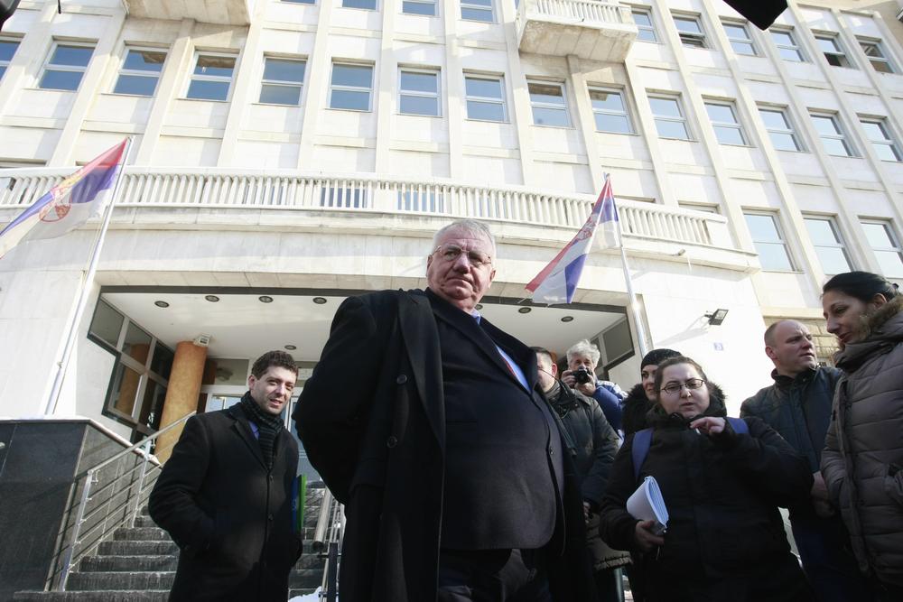 Siguran u uspeh na izborima  