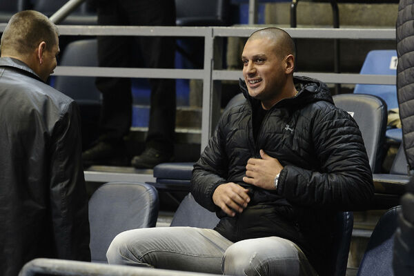 PAVLOVIĆ GOVORIO O MOGUĆNOSTI DA PONOVO ZAIGRA ZA PARTIZAN! Vodim računa o ishrani, nadam se najboljem kao i uvek!