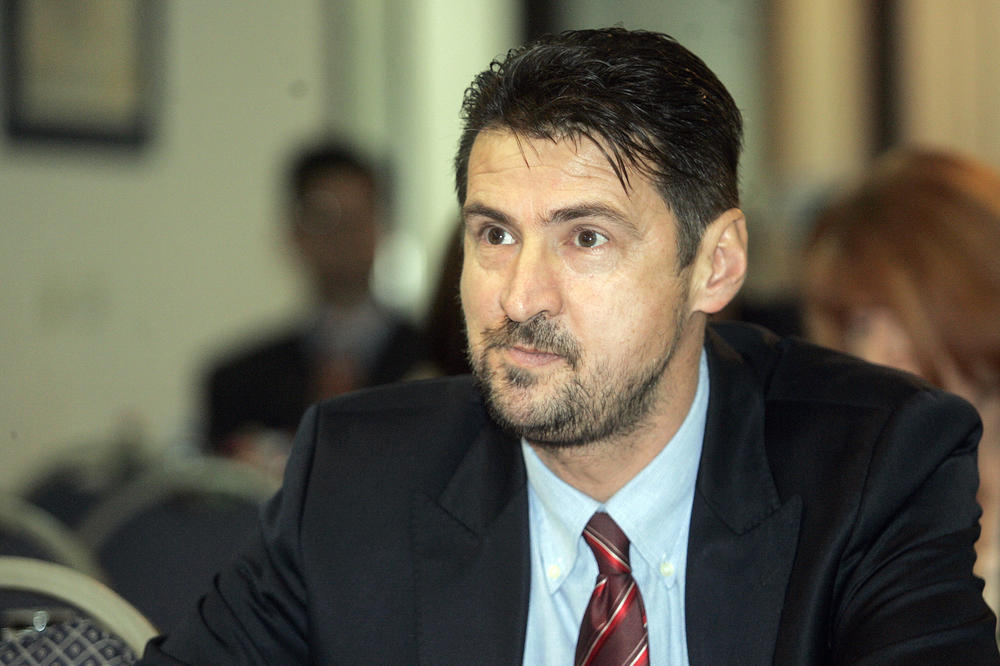 REČI VANJE GRBIĆA O VASPITANJU DECE SVAKO TREBA DA ČUJE: Nije ŠTEDEO na jeziku, bio je baš OŠTAR (VIDEO)