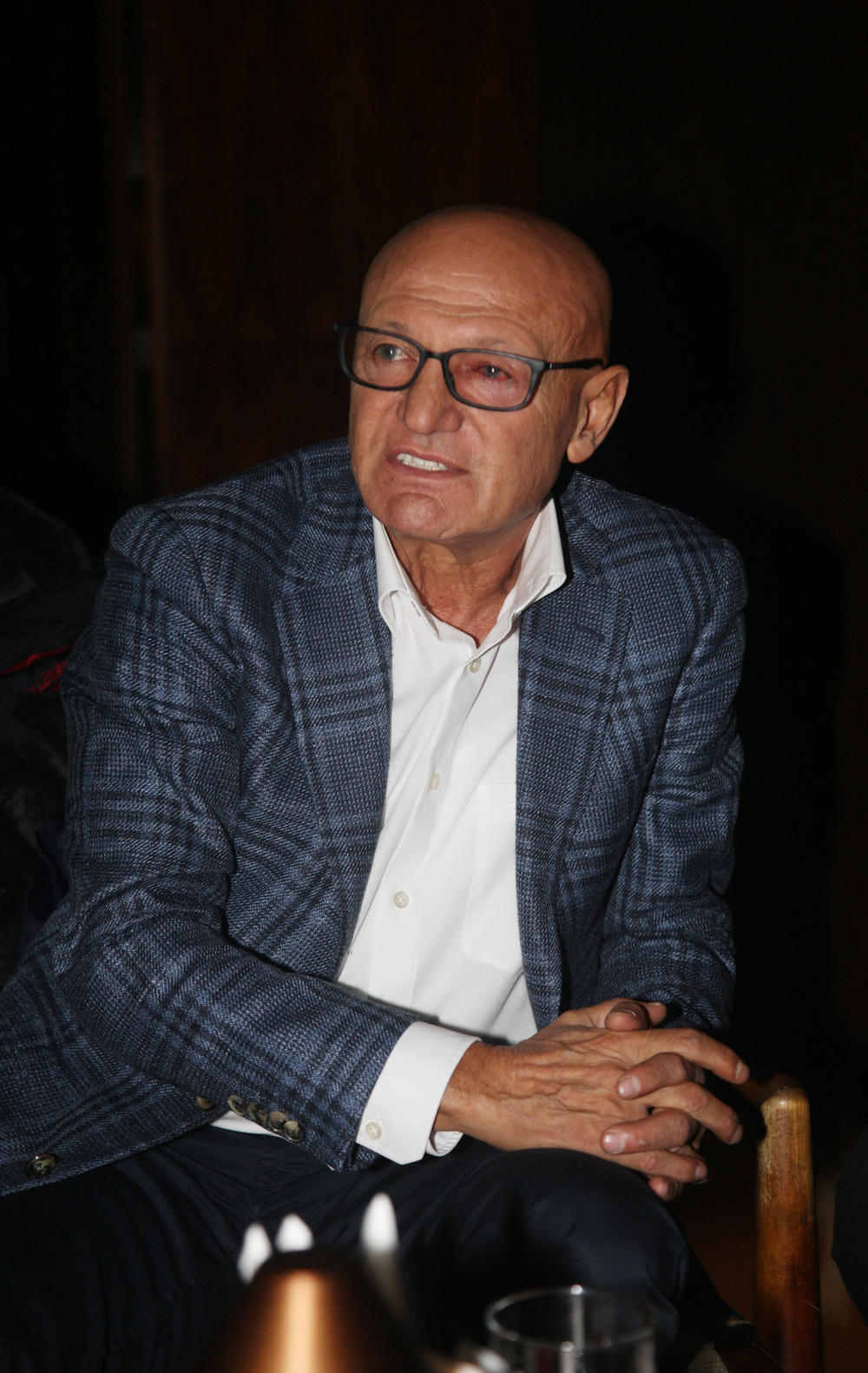 U jednom trenutku je odlučio da više ne prikriva to što je ostao bez kose  