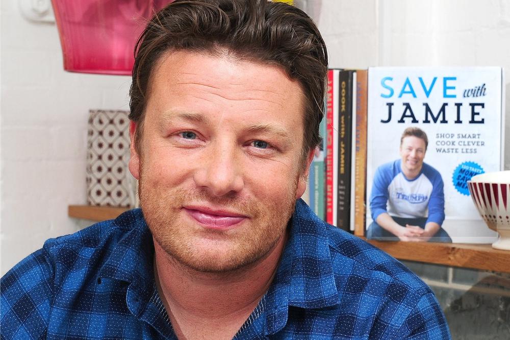 DŽEJMI OLIVER PORUČUJE: Sramota je da OVO DO SAD NISTE RADILI U KUHINJI