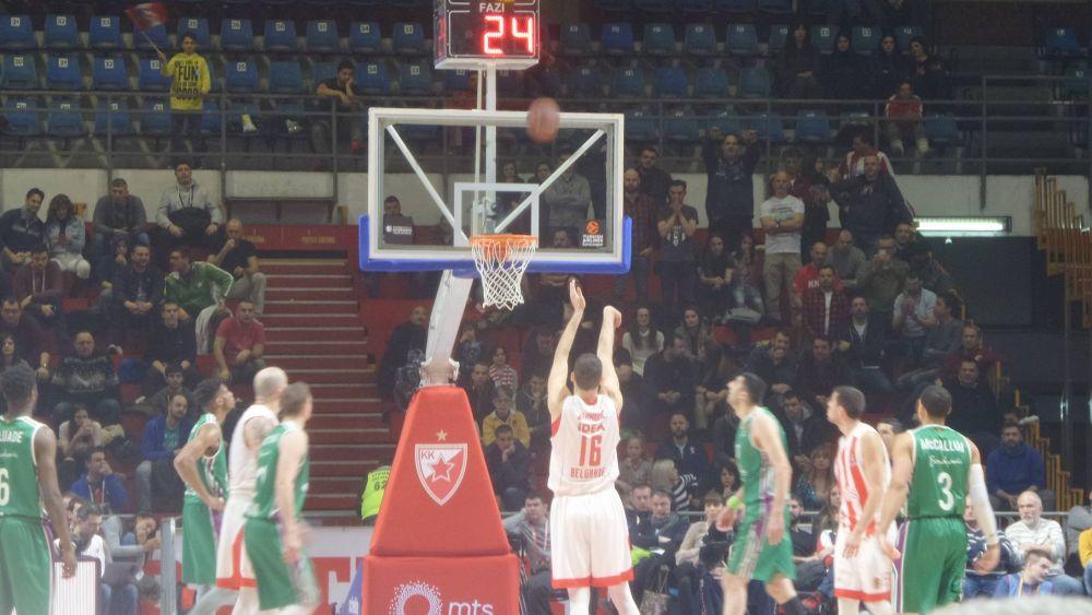 Detalj sa meča Crvena zvezda - Unikaha