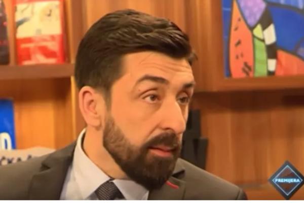 Srbija u ŠOKU zbog GOLIH FOTKI OGNJENA AMIDŽIĆA! ZAR JEDAN OTAC OVAKO DA SE PONAŠA: Oglasio se voditelj i svima zapušio usta!