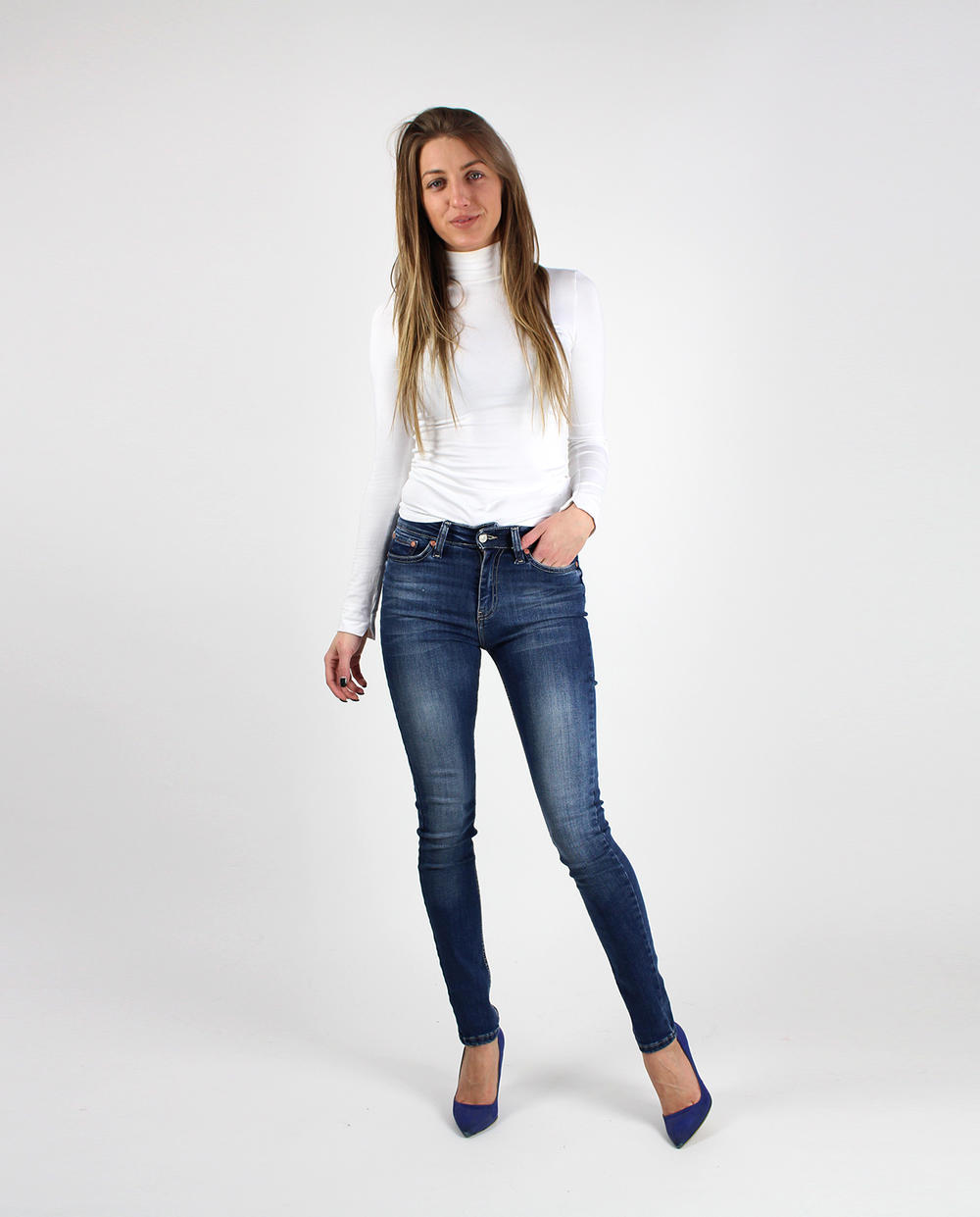 Uzane klasične pantalone  