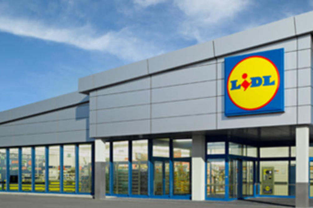 Ovako su građani OPLJAČKALI Lidl dok je napolju vejala MEĆAVA! (VIDEO)