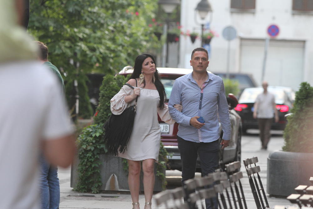 Bez obzira na sve, ljubav nikad nije prestala  