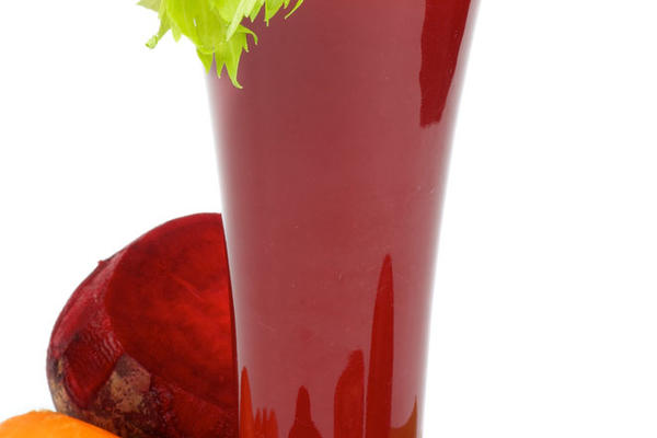 OVA SMESA ČINI ČUDA: Čisti jetru, debelo crevo i vid, a sve sastojke imate u kuhinji!