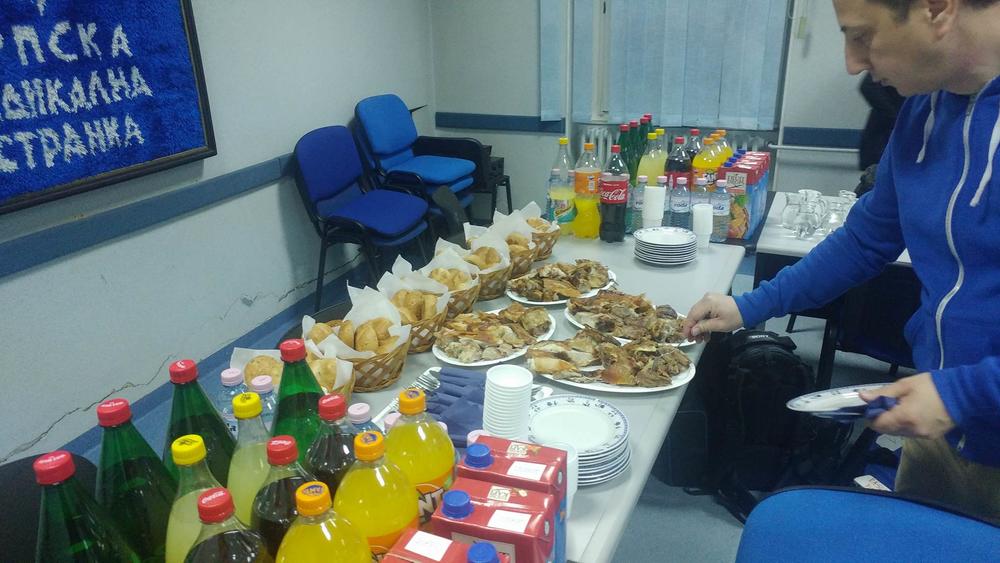 Pečenje kod Radikala  