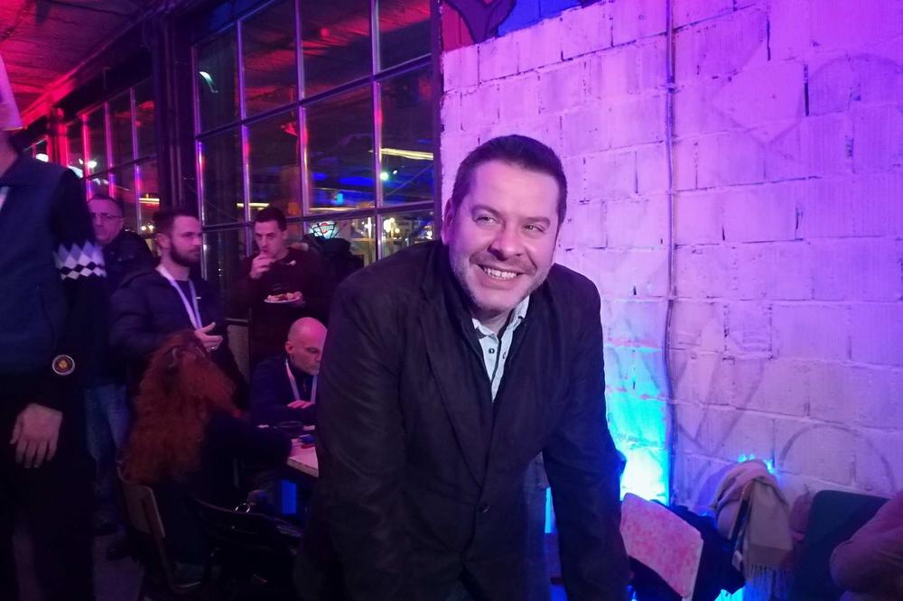 OVAKO JE VLADO GEORGIJEV DOČEKAO REZULTATE IZBORA: Da li vas iznenađuje njegova reakcija? (FOTO)