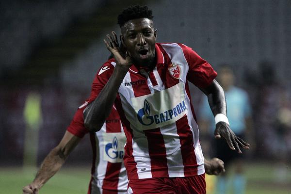 ZAŠTO DA NE IGRAM SUPERLIGU?! Donaldu je više preko glave zamerki  što nije produžio ugovor! Oštro i žestoko je odgovorio! (VIDEO)