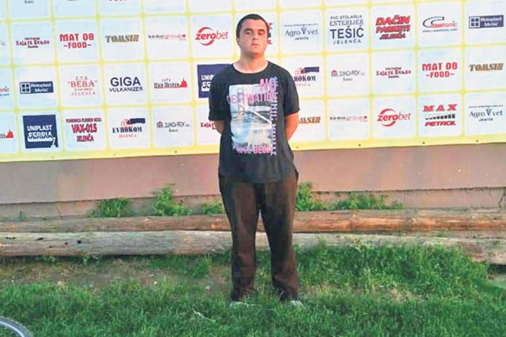 MILOŠ (19) KRENUO DA PODIGNE PARE NA KLADIONICI, PA POGINUO: Mladića pokosio pijani komšija!