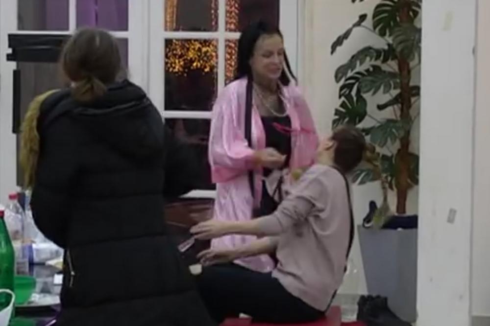 KRUNIĆKA PRIZNALA ZAŠTO JE ZAPRAVO BRUTALNO UDARILA NADEŽDU: Razlog nije MUSLI, već nešto sasvim NEOČEKIVANO!