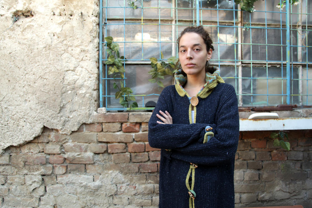 RADIM U KAFIĆU I ČEKAM PRAVU PRILIKU: Reči ćerke glumca Marka Nikolića će vas zaboleti! Progovorila o TEŠKOM POSLU!