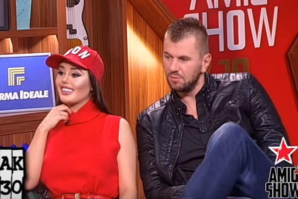 Ana Korać priznala da je UDATA, Janjuš iz inata FLERTOVAO sa drugom! Najveći šok je usledio kad je Zadrugarki pred svima IZMERIO OBIM GRUDI! (VIDEO)