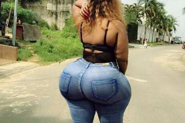 ONA JE AFRIČKA KIM KARDAŠIJAN I OBIM NJENE POZADINE JE 152cm! Zaustavlja saobraćaj na ulici i TVRDI DA JE ULTRA DOBRA RIBA! (FOTO)