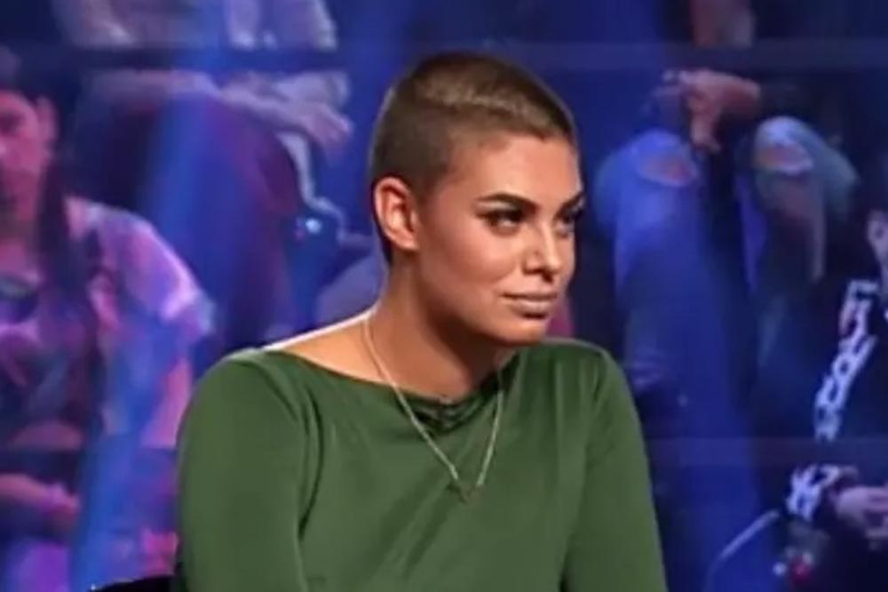 Mina Vrbaški promenila IMIDŽ iz korena, više nije FATALNA CRNKA! (FOTO)