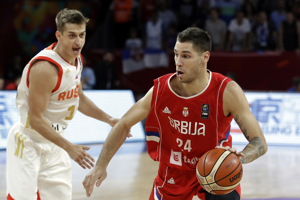 DOKTORSKI! Stefan Jović oduševio košarkašku Evropu! (VIDEO)
