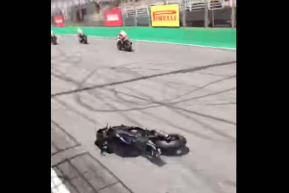 MOTOR MU JE ODLETEO, POČEO JE DA BEŽI SA STAZE: Sekunde su ga delile od SMRTI! (VIDEO)