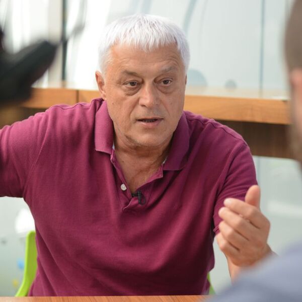 SVE JE TO NORMALNO: Muta Nikolić se oglasio iz bolničkog kreveta!