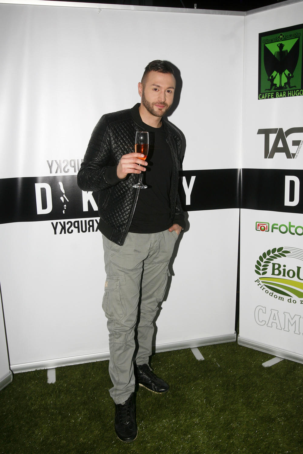 Ša je iskritikovao Lunu  