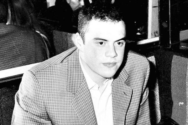 JEZIVI DETALJI O POLICAJCIMA KOJI SU OTIMALI ZEMUNCE: Novaka su presreli na ulici, cele noći MUČILI, a on se onda UBIO!