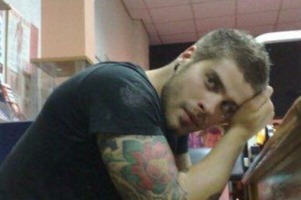 SVI U KARLOVCU SU GA OBOŽAVALI:  U strašnoj nesreći poginuo mladić koji je pre dve godine uhvatio 2 razbojnika!