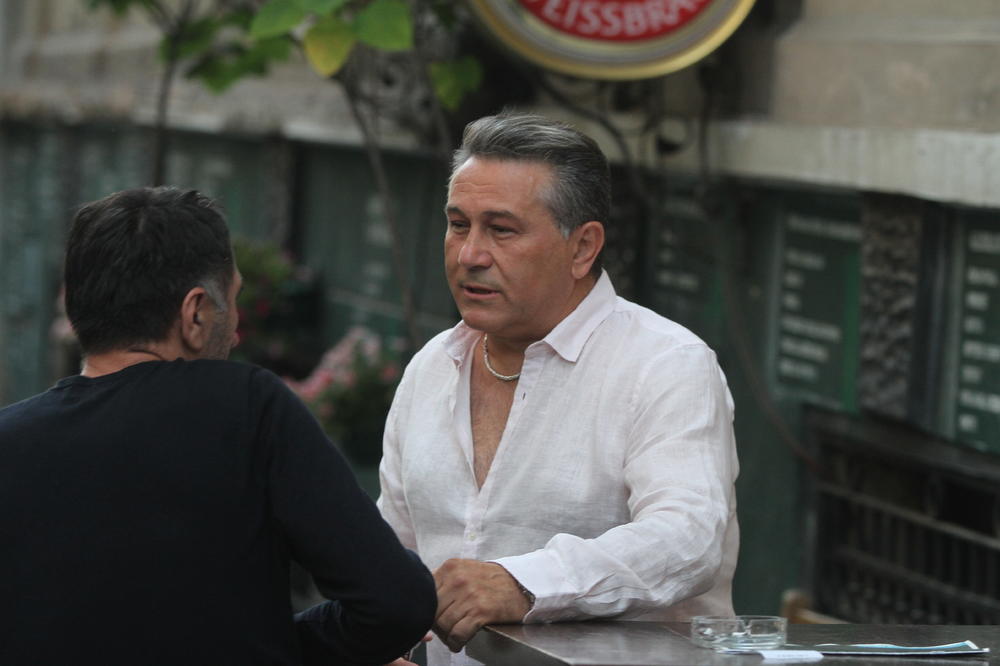 OTKRIVENA ISTINA O ZDRAVSTVENOM STANJU HALIDA MUSLIMOVIĆA! Udarilo mu na GLAS, on umalo da...