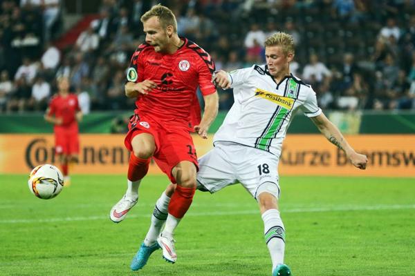 DAJTE OVOM ČOVEKU MEDALJU! ODMAH! Odustaje od fudbalske karijere da bi potpunom neznancu spasio život!