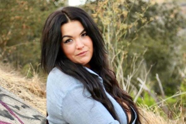 CEO ŽIVOT SU ISMEVALI NJENE NOGE: Borila se sa užasnim POREMEĆAJEM, a sada je Instagram zvezda! (FOTO)