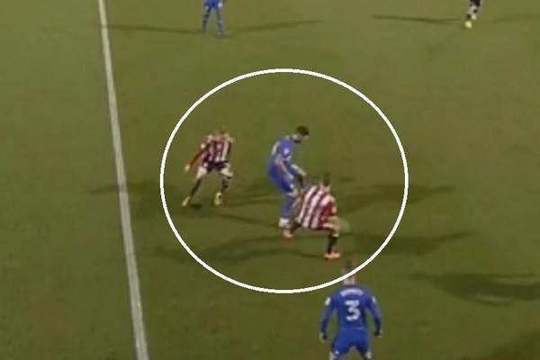 SMORIO NAVIJAČE KARDIFA! Grujićev potez u Džerardovom stilu skupo koštao njegov tim! (VIDEO)