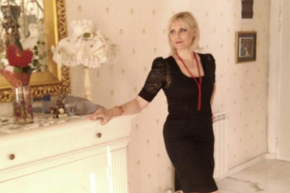 JEDINI IZROD U ČUVENOJ GLUMAČKOJ KLASI: Glumica je pre 22 godine pobegla iz Srbije i pronašla način da se OBOGATI!  (FOTO)