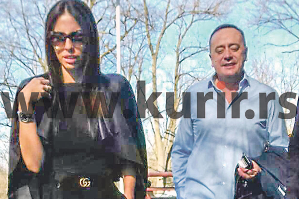 Antić uhvaćen s prelepom crnkom: MINISTAR IZVEO DEVOJKU NA RUČAK, OČARALA JE SVE IZGLEDOM! (FOTO)