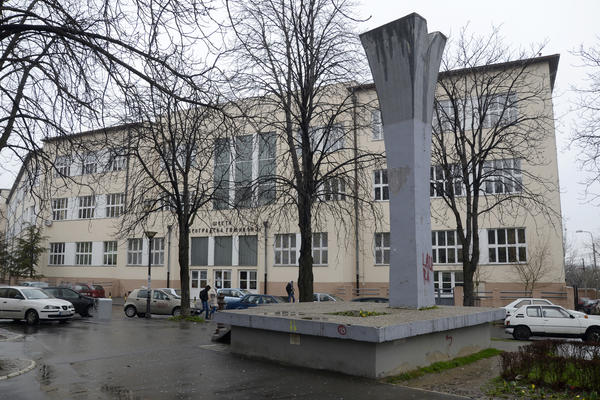 DILER IZ ŠESTE BEOGRADSKE GIMNAZIJE KRIO HEROIN U ŠKOLI: Bio je odličan ĐAK, kad mu je majka umrla PROMENIO SE