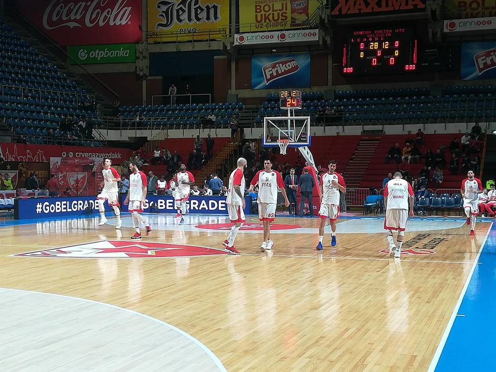 KK Crvena zvezda - zagrevanje pred Valensiju  
